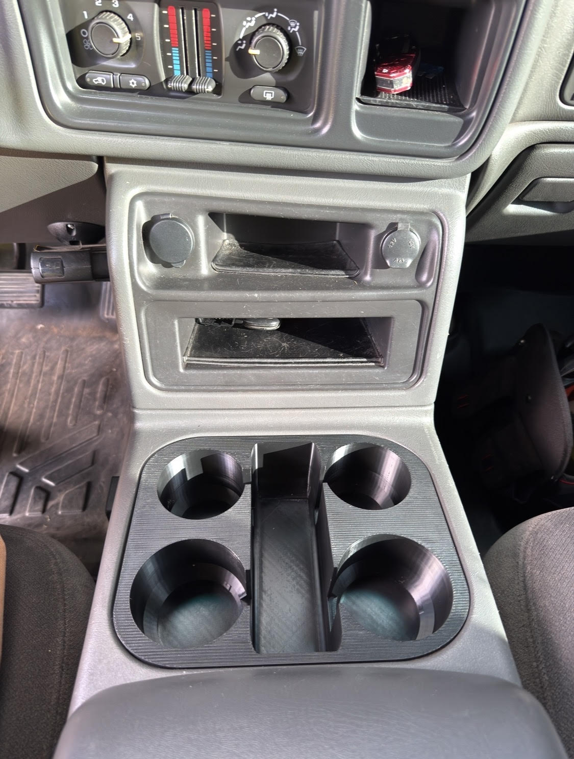Chevy Silverado & GMC Sierra Cup Holder (2003–2007)